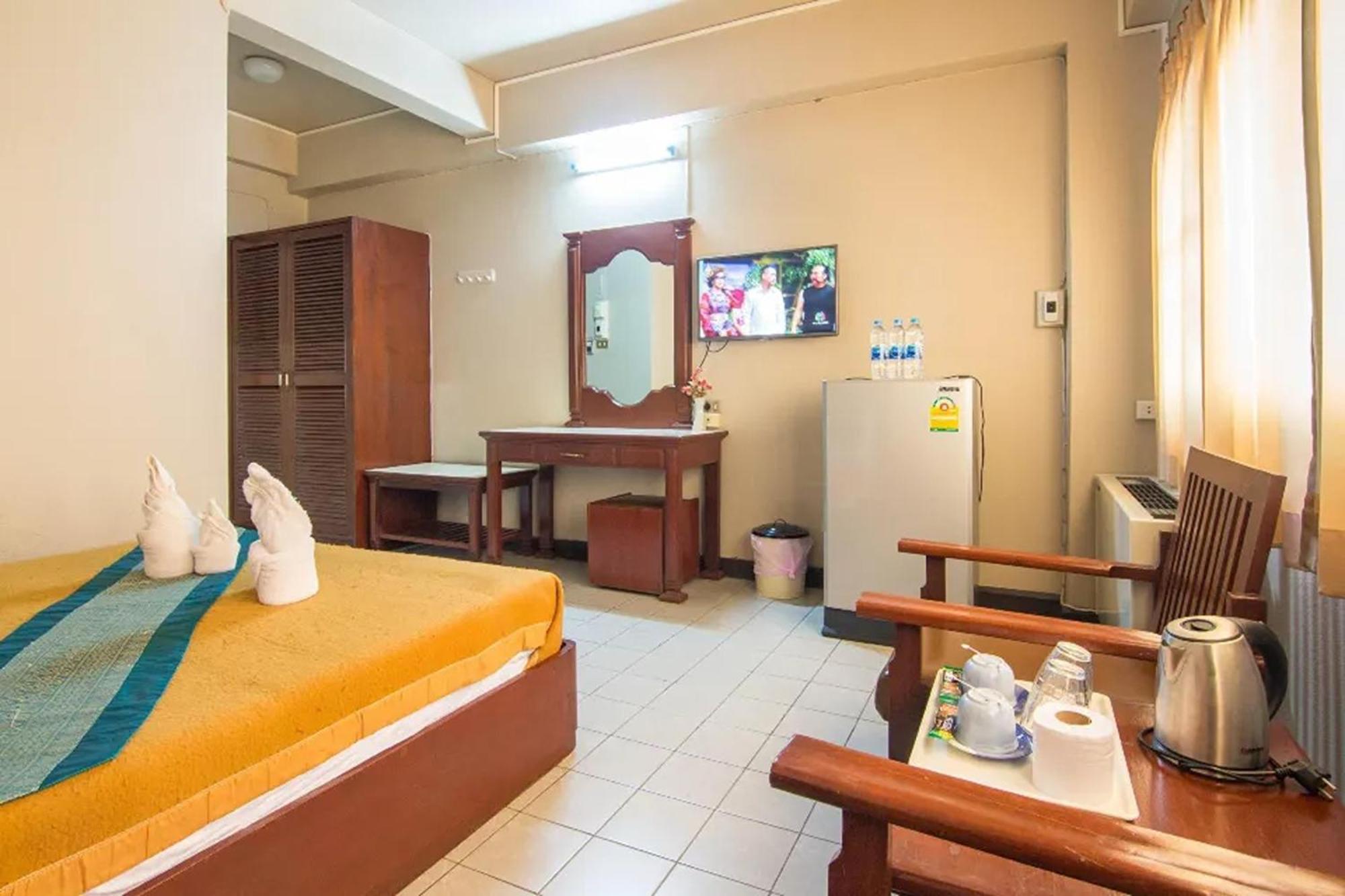 Khelang Nakorn Hotel Lampang Exterior photo